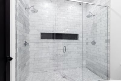 Open Shower with Monochrome Tile